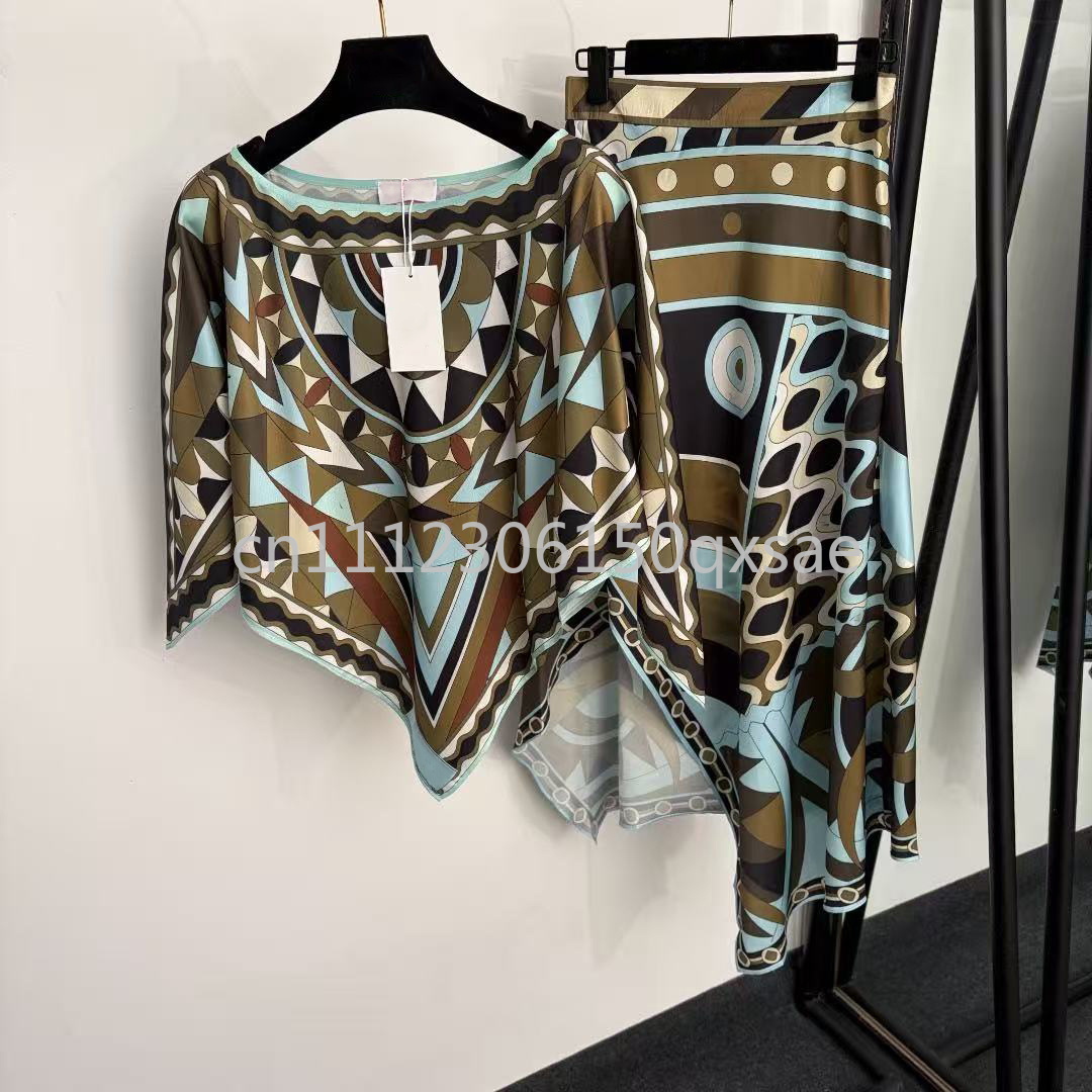 Luxe design dames zwarte mante - Streetwear Brand Logos recensie en prijs