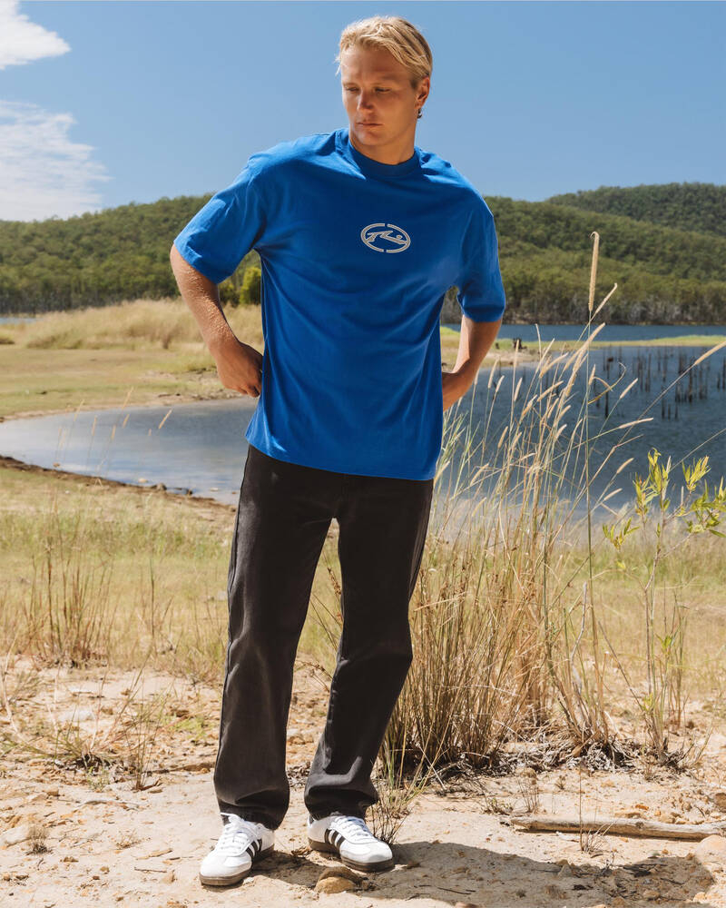 Retro Oval Techwear Font Surf  - Streetwear Brand Font recensie en prijs